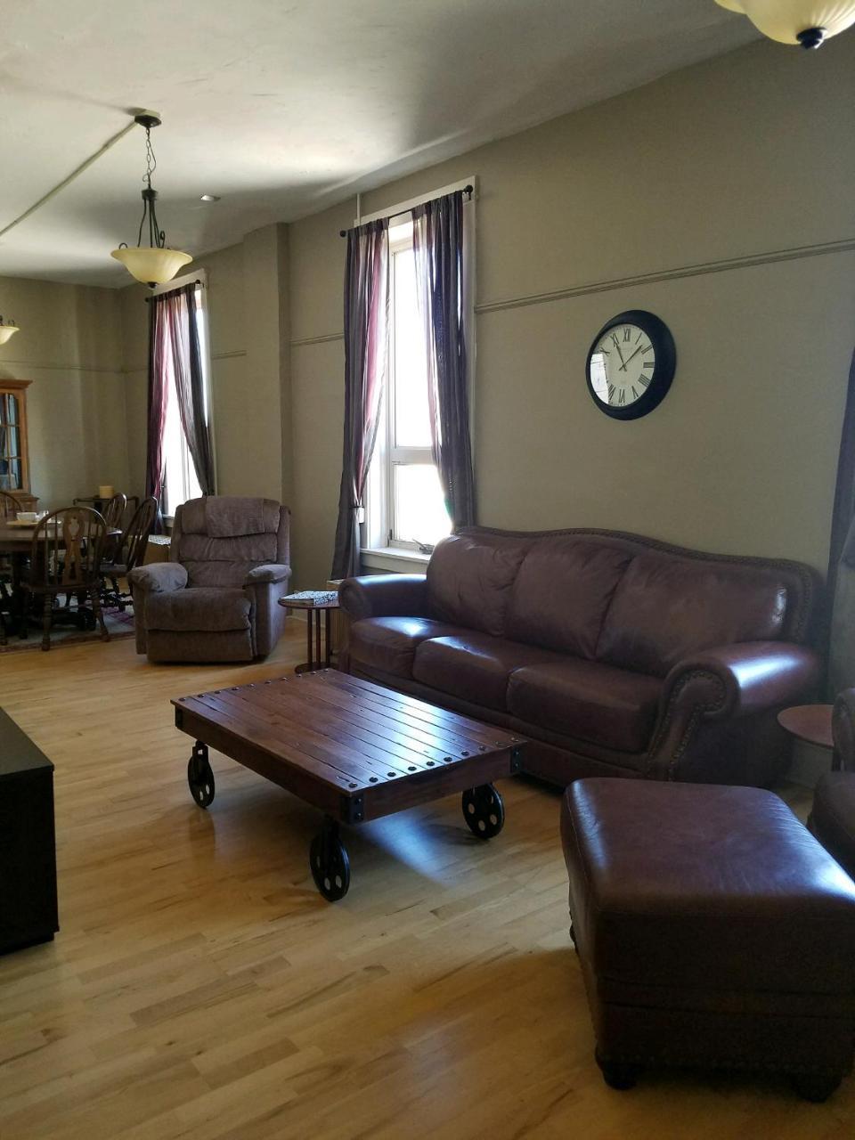 The Westland Suite Chester Buitenkant foto